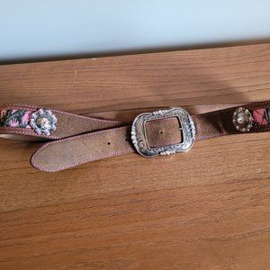Justin Leather Pink Camo Rhinestone Belt